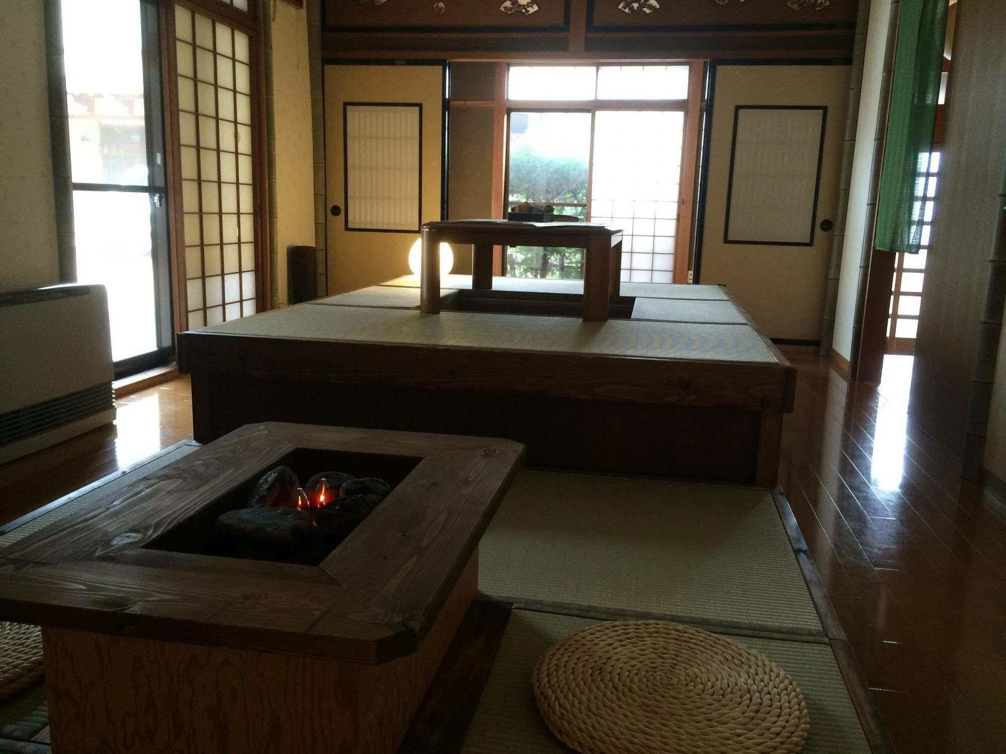 מלון Takayama Ninja House מראה חיצוני תמונה