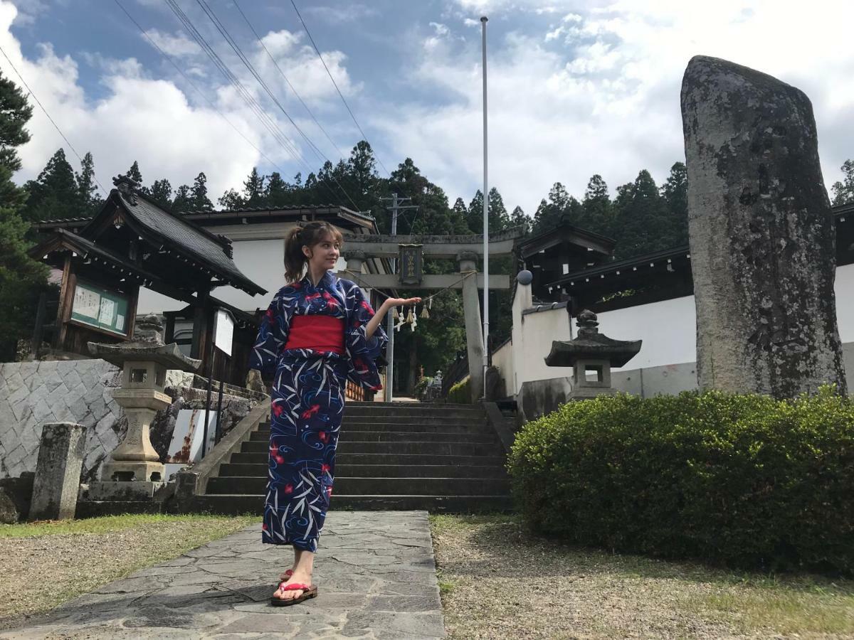 מלון Takayama Ninja House מראה חיצוני תמונה